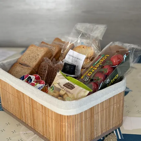 Apulianstay-hellen House