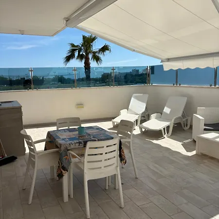 Vakantiehuis Hellen House *